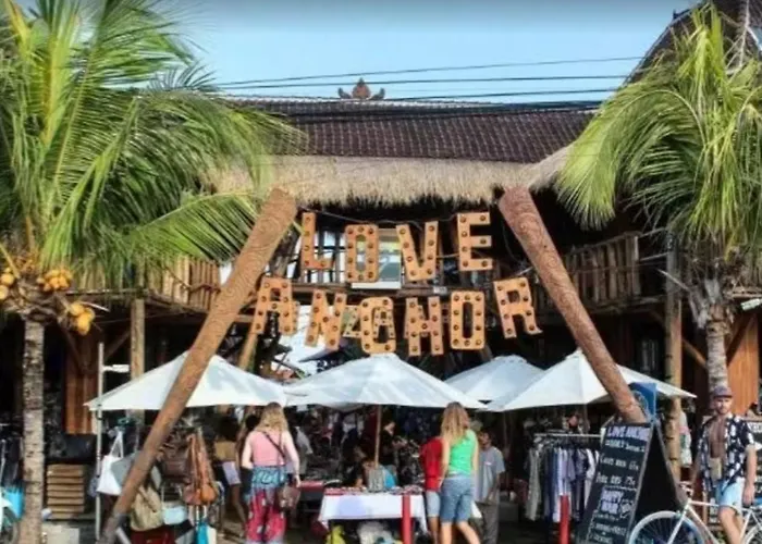 Le Cielo Batu Bolong By Maviba Canggu (Bali)